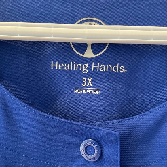 Long sleeved scrubs - Picture 3 of 5